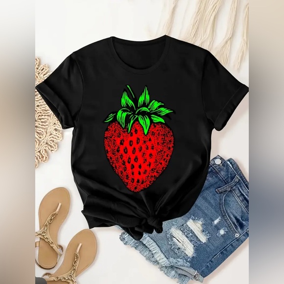Strawberry Graphic Tee Shirt 2XL Plus Size Black Cotton Unisex - Picture 1 of 4